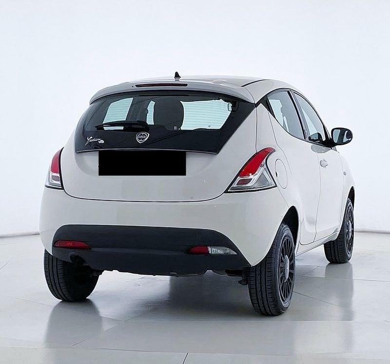 Lancia Ypsilon Ypsilon 0.9 Twinair 85 CV 5 porte Metano Ecochic Elefantino