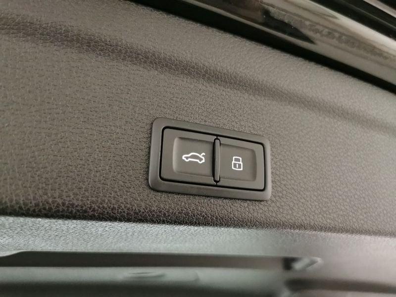 Audi Q3 Sportback 35 2.0 tdi S line edition s-tronic