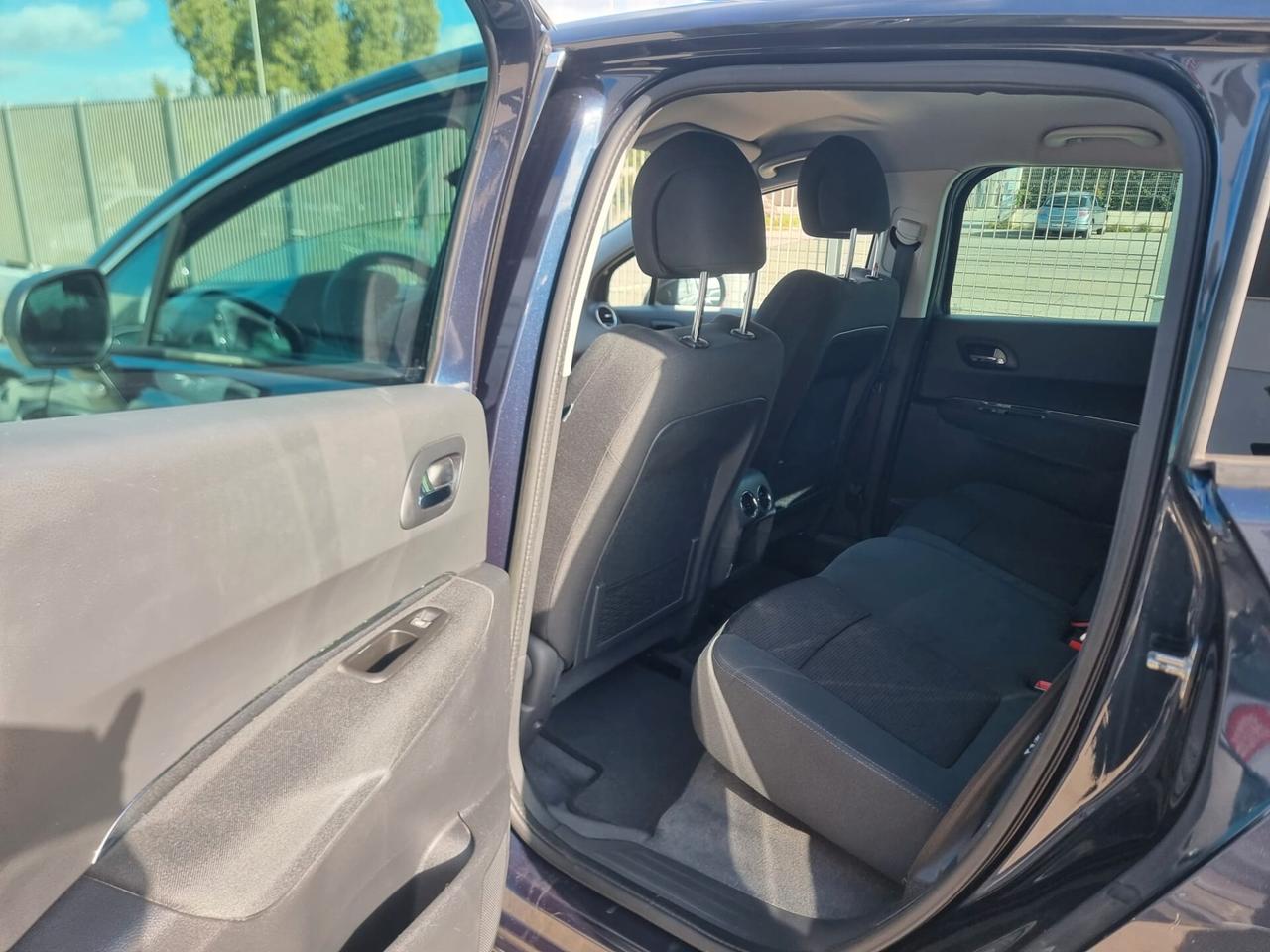 Peugeot 3008 1.6 HDi 115CV Active