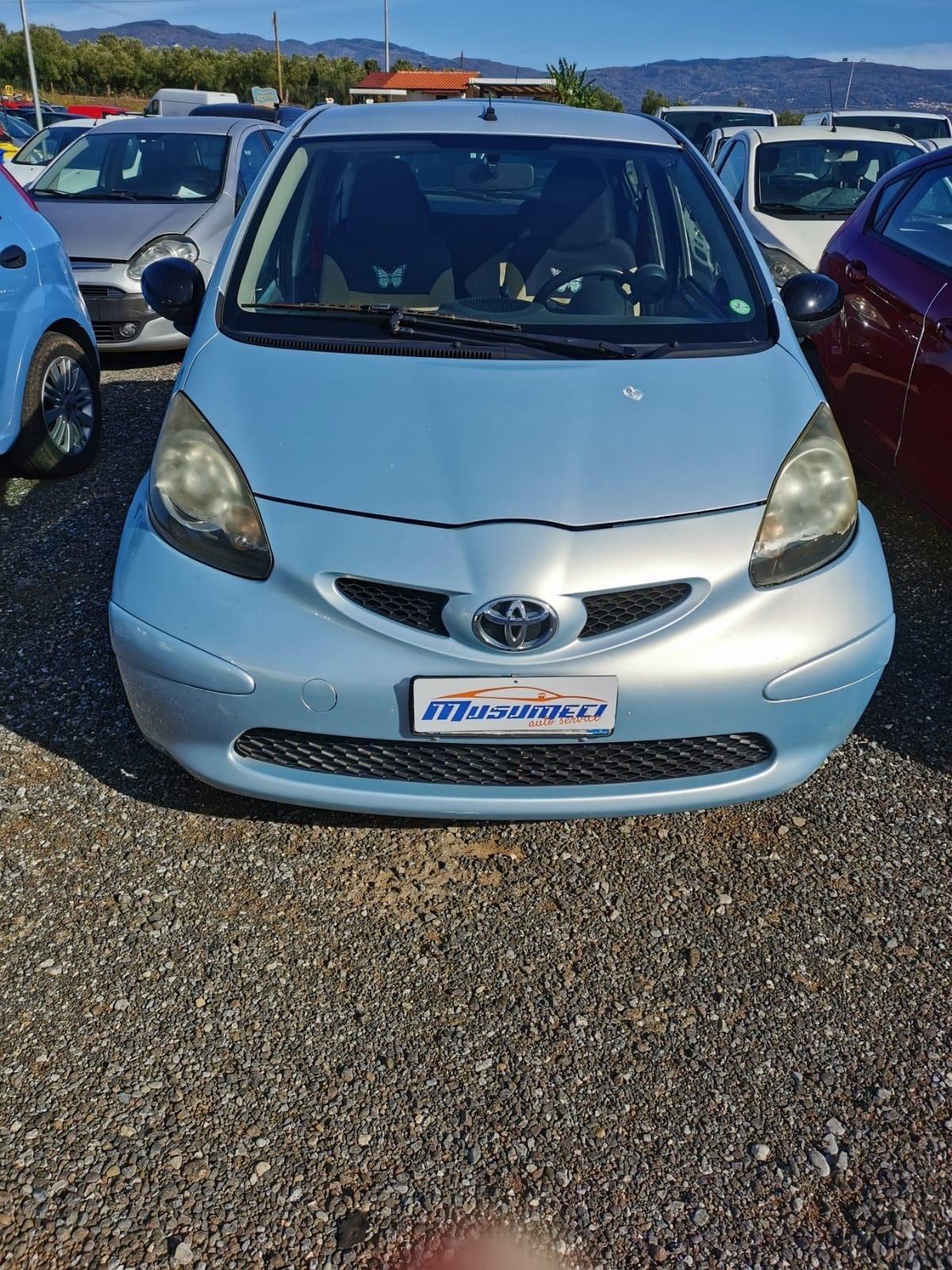 Toyota Aygo 1.0 12V VVT-i 5 porte Sol