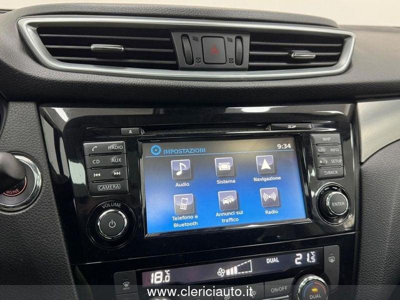 Nissan Qashqai 1.2 DIG-T N-Connecta (TETTO PAN.)