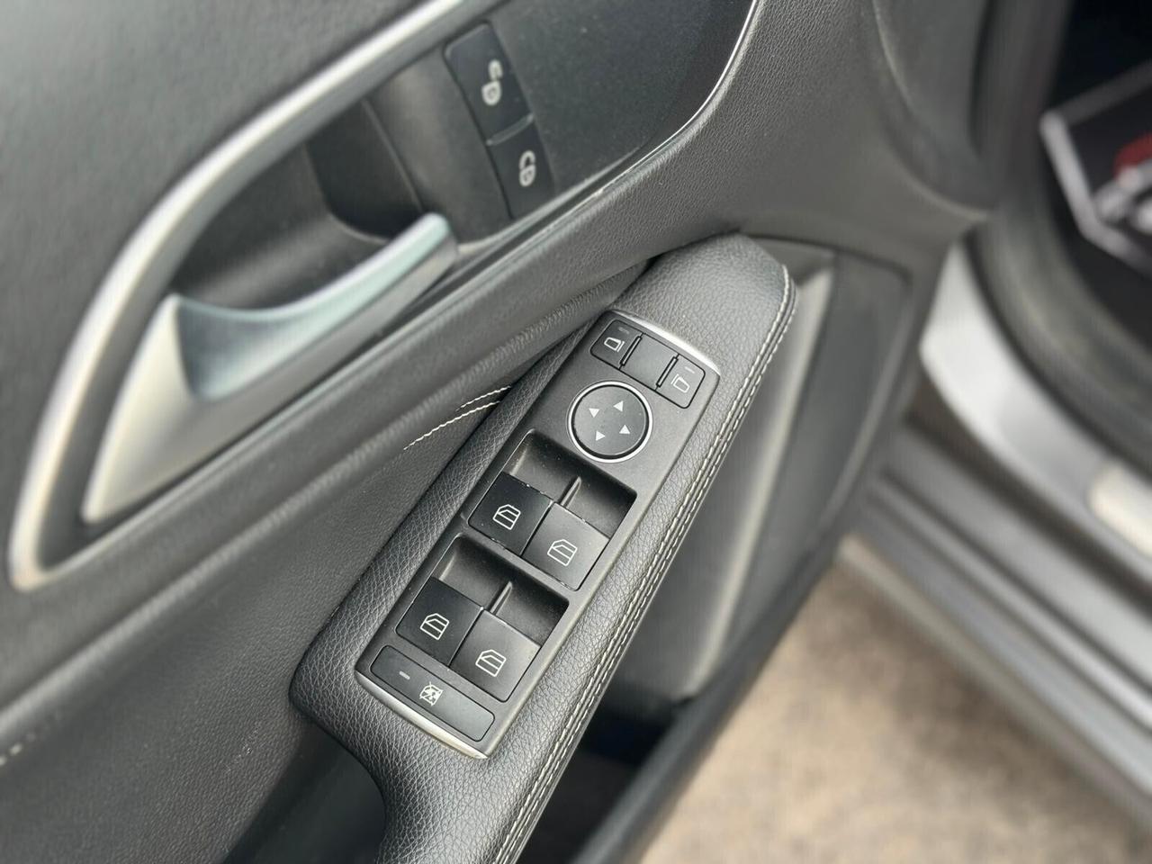 Mercedes-benz A 180 Premium