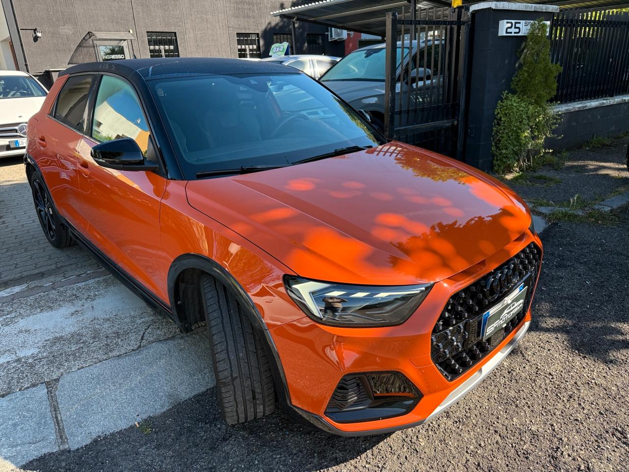 Audi A1 citycarver 30 TFSI Identity Contrast Sline