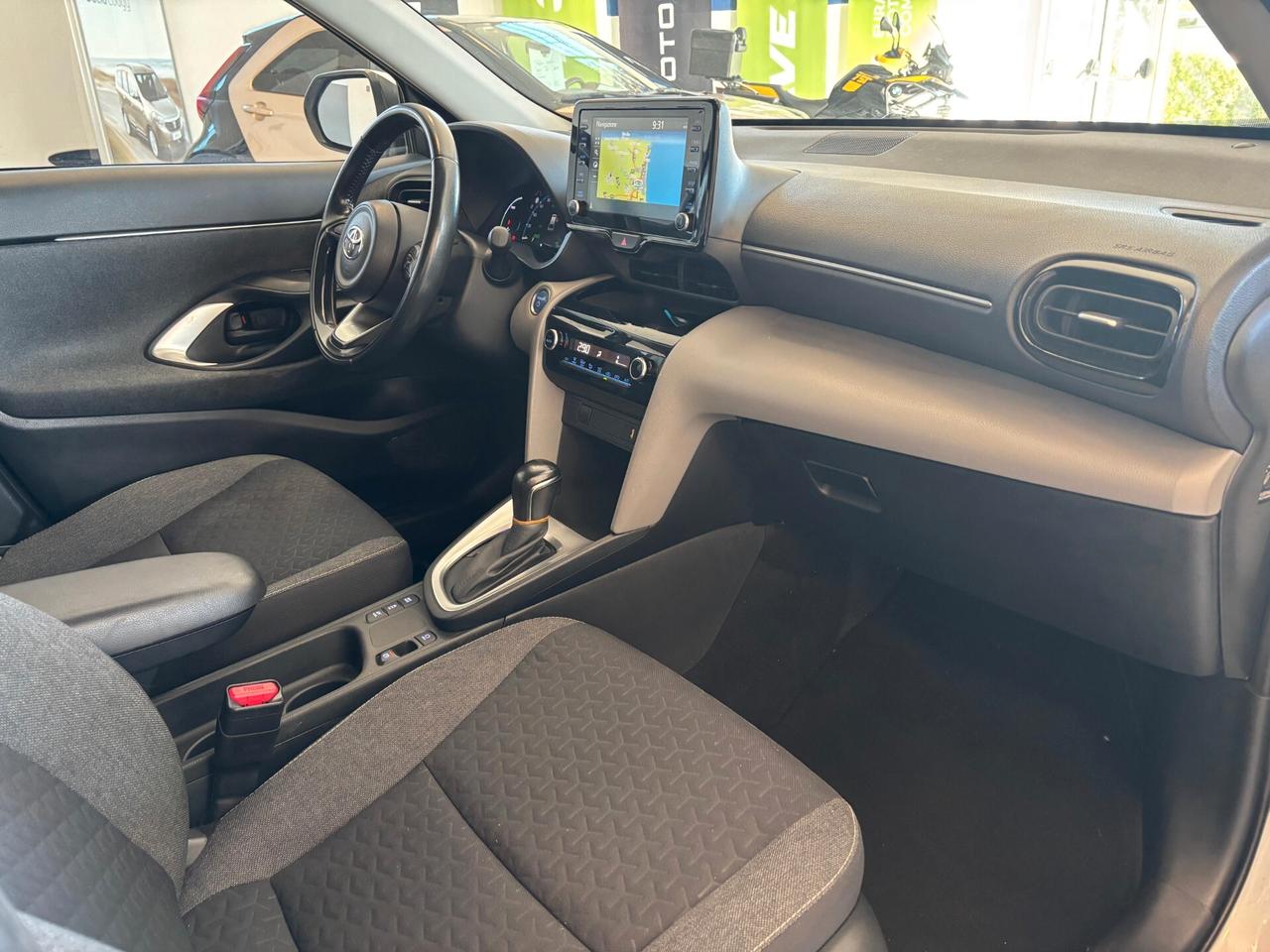 Toyota Yaris Cross 1.5 Hybrid E-CVT Business