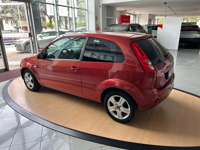 FORD Fiesta 1.2 16V 3p. Ghia