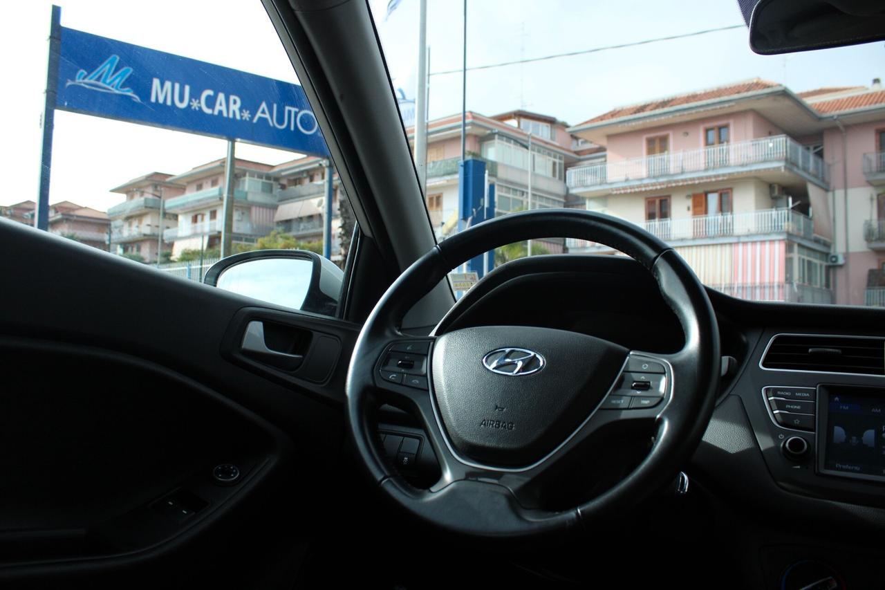 Hyundai i20 1.2 5 porte Tech