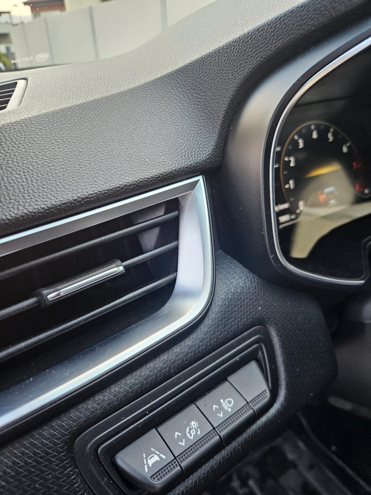 Renault Clio TCe 100 CV 5 porte Edition One