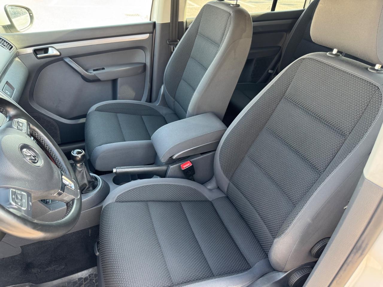 Volkswagen Touran 1.6 TDI 105cv Comfortline