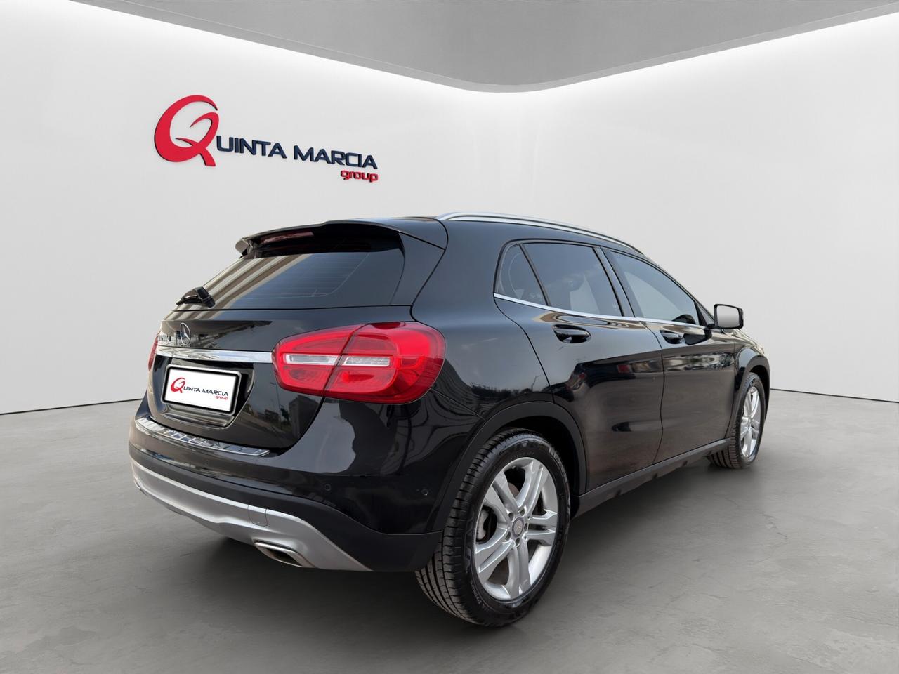 Mercedes-benz GLA 200d AUTOM/TETTO APRIBILE