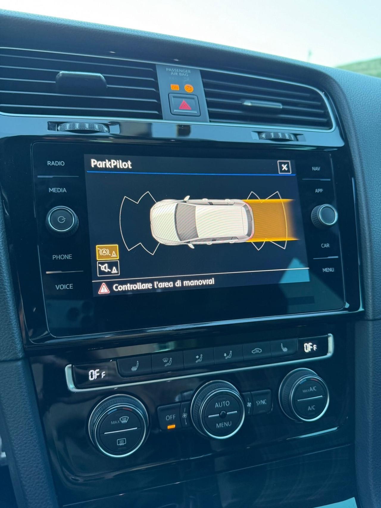 Volkswagen Golf GTD 2.0 TDI DSG 5p. BlueMotion Technology