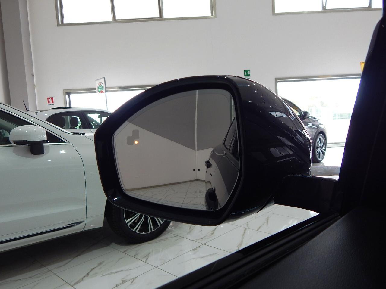 Jaguar F-Pace 2.0d i4 mhev R-Dynamic Black AWD 204cv Aut. TETTO-PELLE ROSSA-NAVI-LED