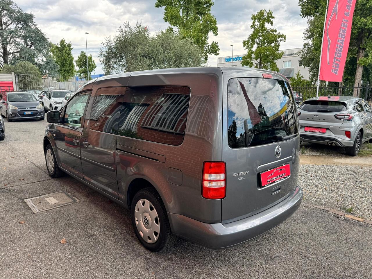 Volkswagen Caddy 1.6 TDI 102 CV DSG 7p. Highline Maxi