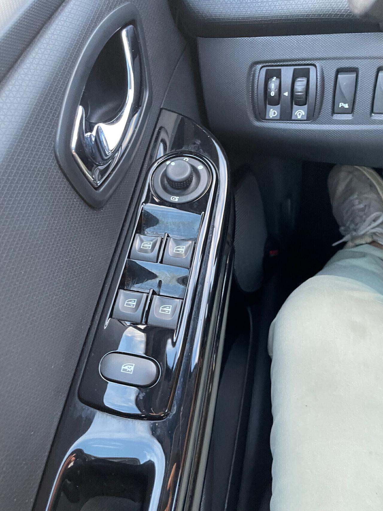 Renault Clio 1.5 dCi 8V 90CV CAMBIO AUTOMATICO