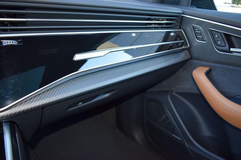 Audi Q8 RS Q8 TFSI V8 quattro tiptronic CARBOCERAMICA