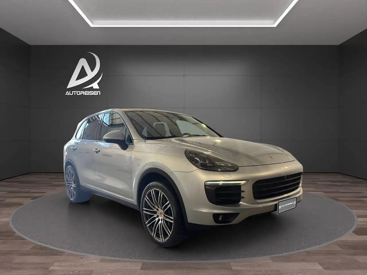 Porsche Cayenne 3.0 250cv NO SUPERBOLLO Tetto Pelle Totale Fari PDLS+Cerchi 21