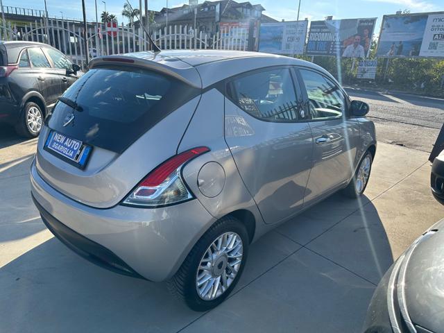 LANCIA Ypsilon 1.2 69 CV 5P GPL Ecochic Gold