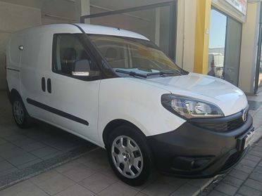 FIAT Doblò 1.4 T-Jet Natural Power PC-TN Cargo Lamier.
