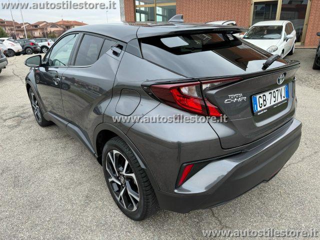 TOYOTA C-HR 1.8 Hybrid E-CVT Trend