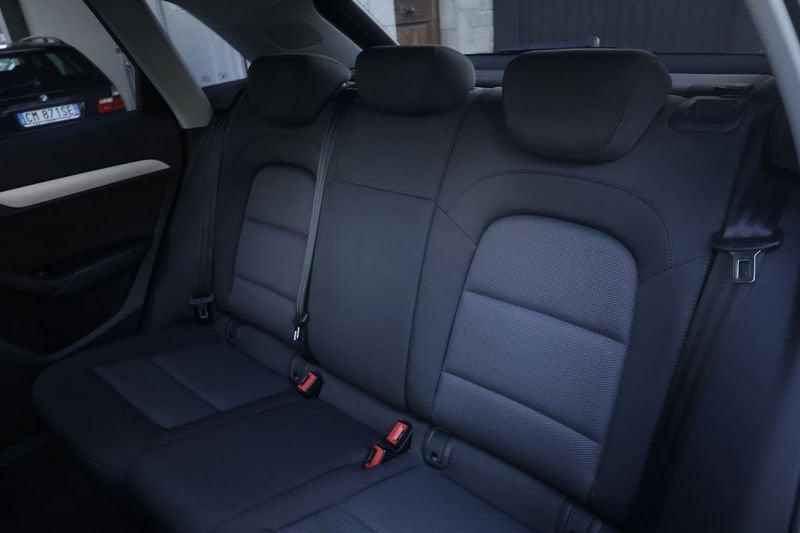 Audi Q3 Audi Q3 2.0 TDI 150 CV S tronic Business TETTO PANORAMICO Unicoproprietario