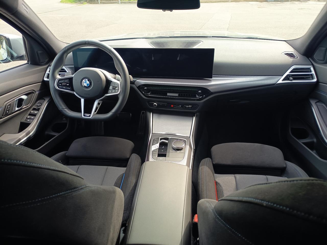 Bmw 330 330i xDrive Touring Msport