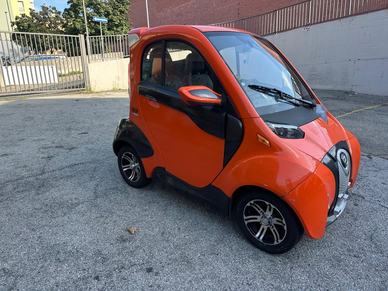 Xev Kitty HS
