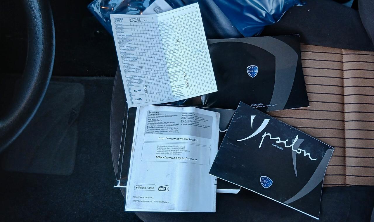 LANCIA YPSILON 1.2 PARI AL NUOVO