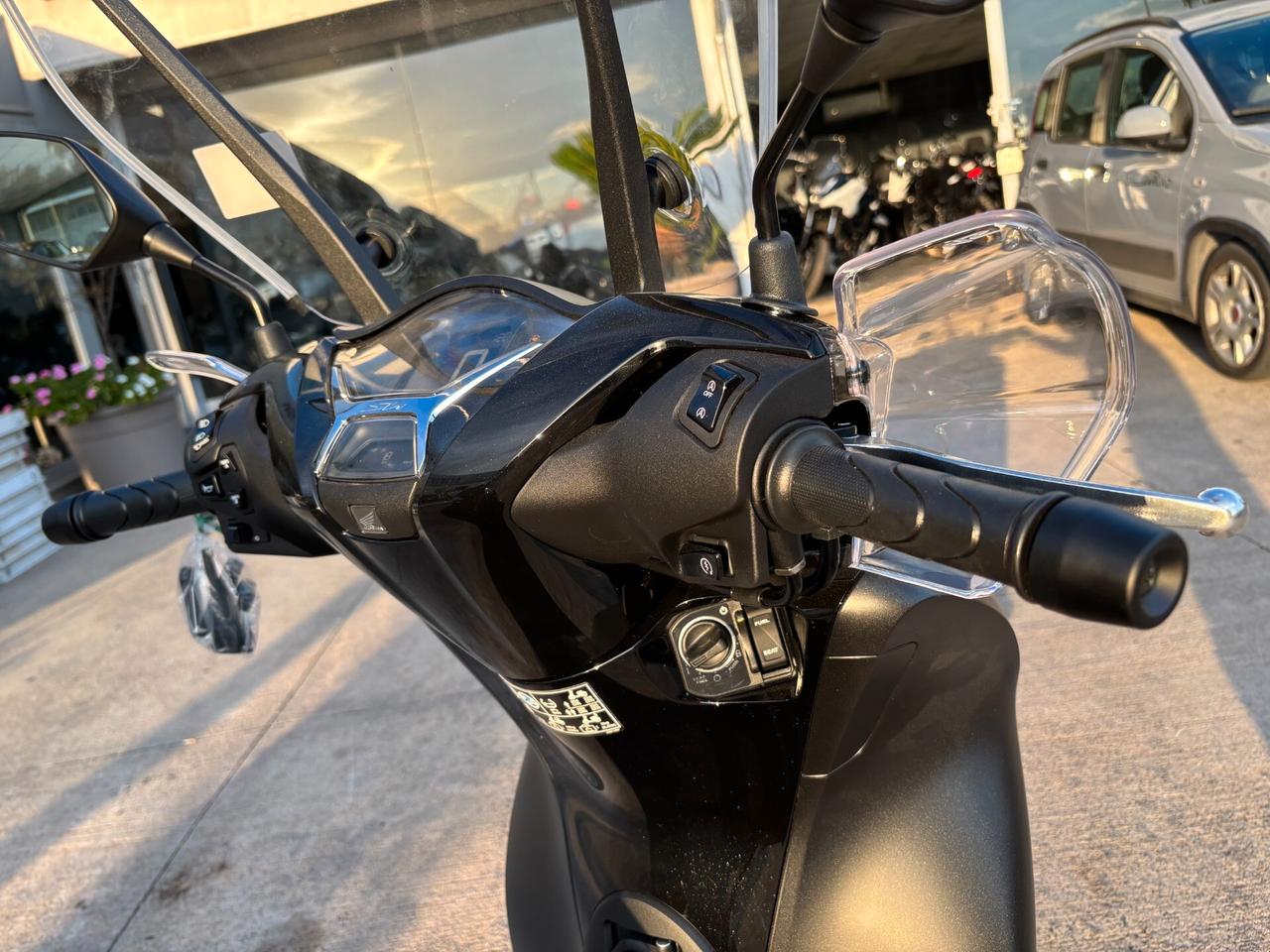Honda SH 125 SPORT Nuovo pronto consegna