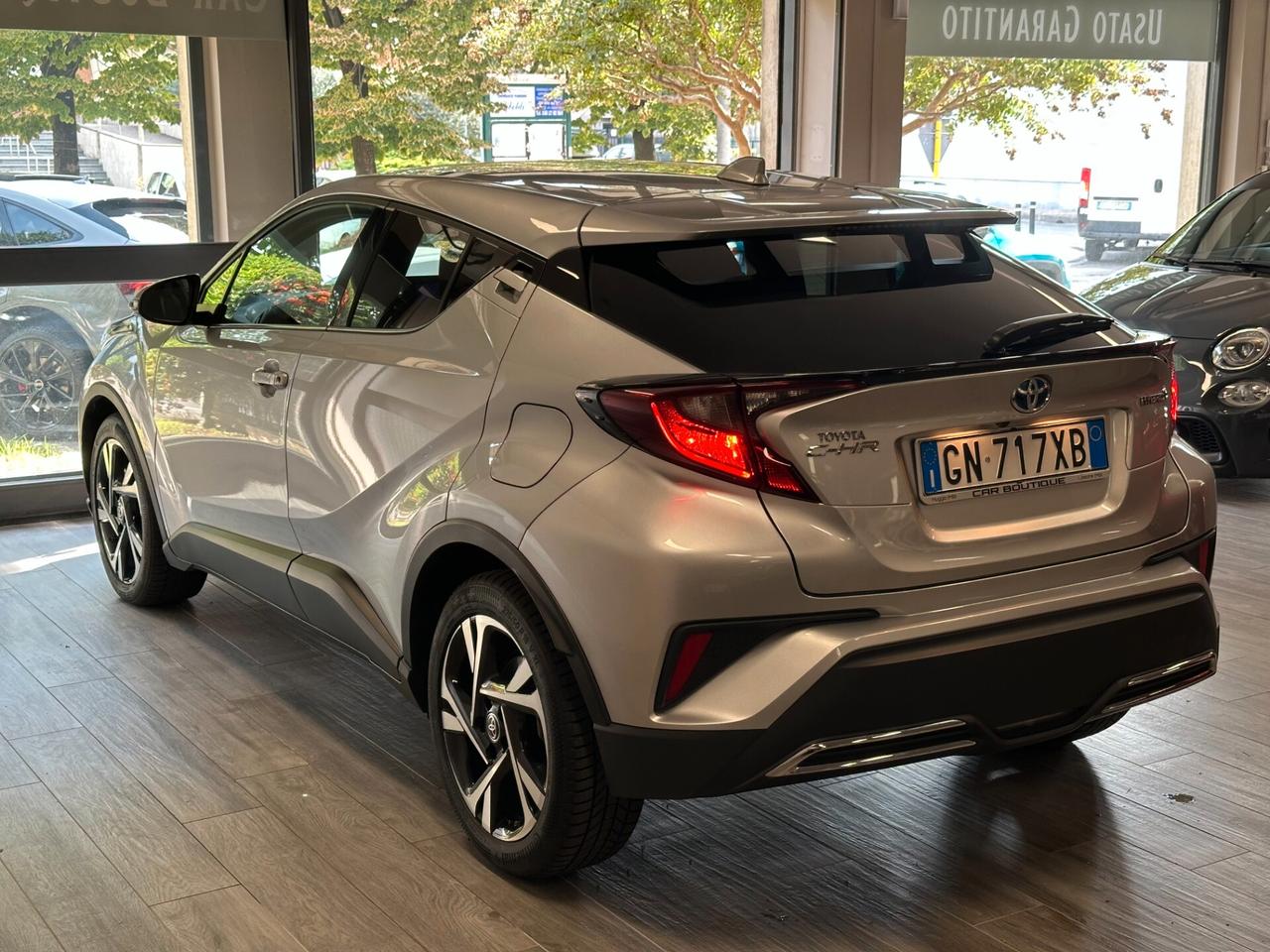 Toyota C-HR 2.0 Hybrid E-CVT Morebusiness
