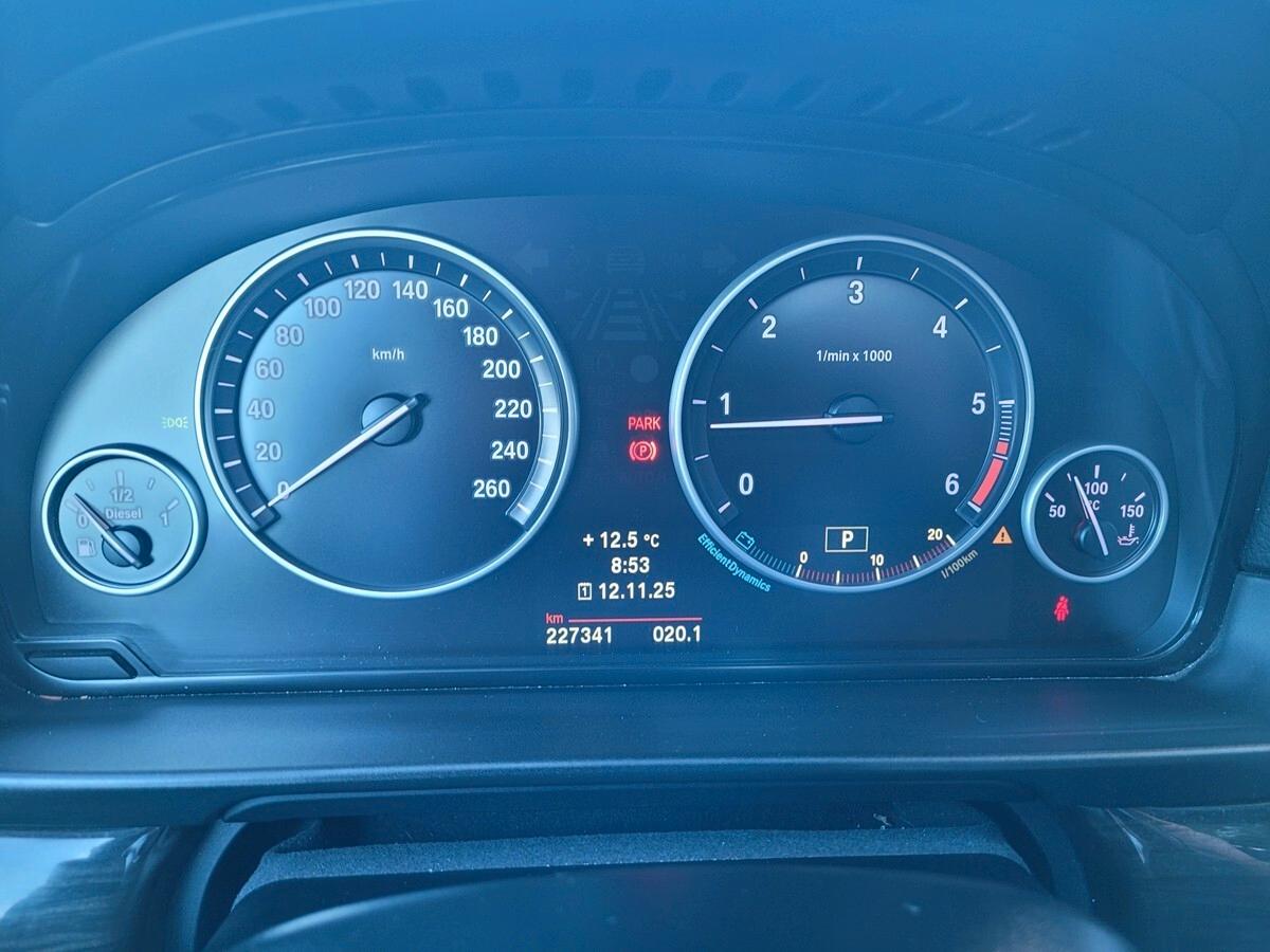 Bmw 520d xDrive Touring Luxury