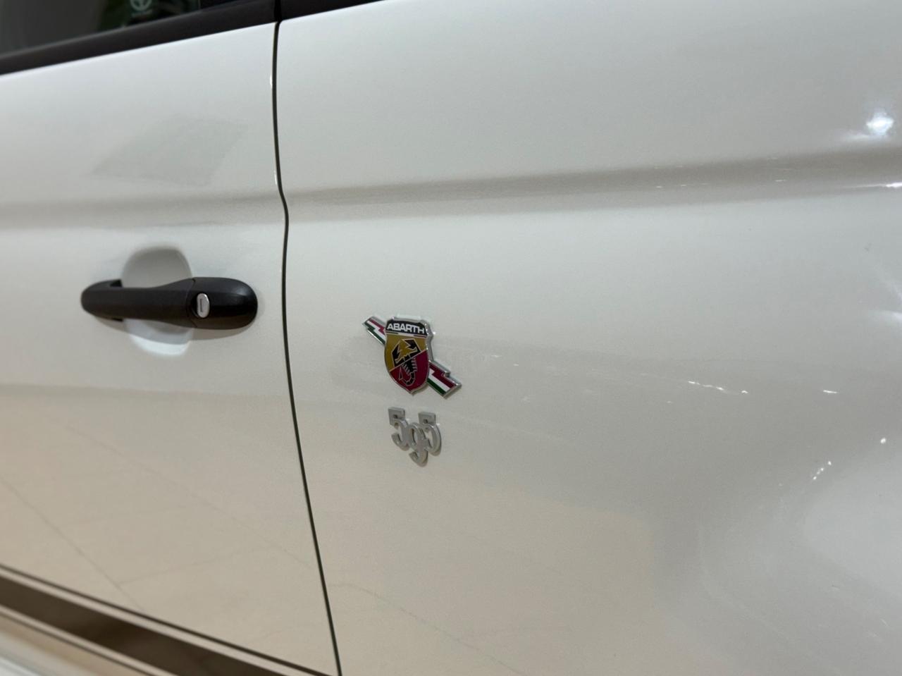 Abarth 595 1.4 Turbo T-Jet 180 CV Competizione