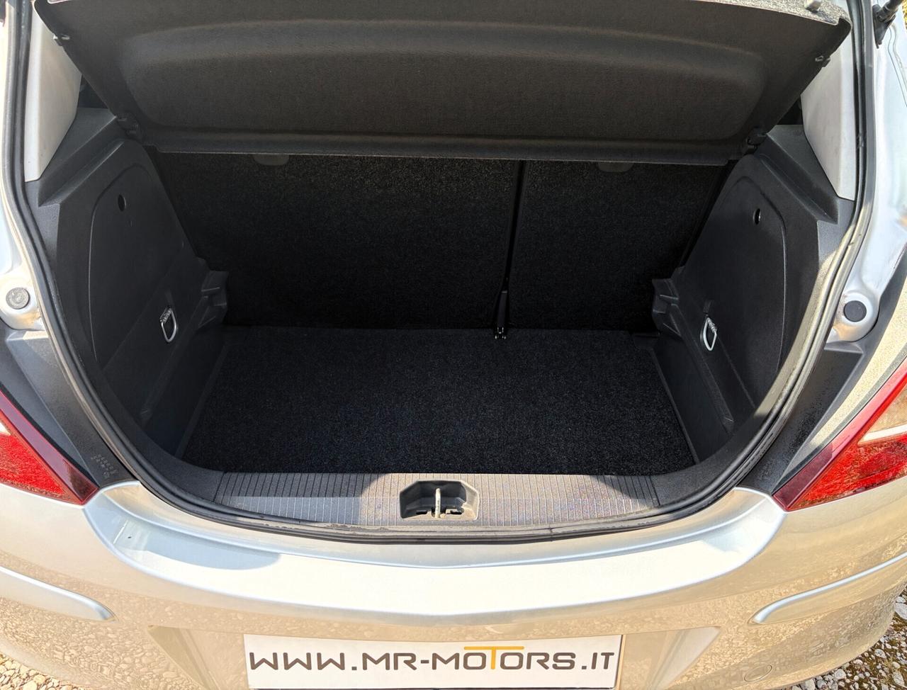 OPEL CORSA 1.2 GPL - BOMBOLA SCADE NEL 2032 - UNICO PROPRIETARIO