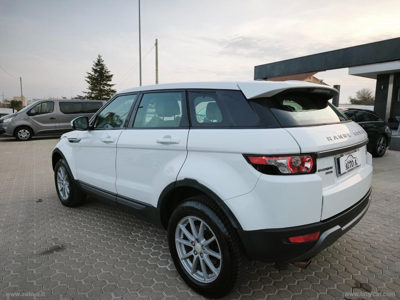 LAND ROVER RR Evoque 2.2 Sd4 5p. Pure