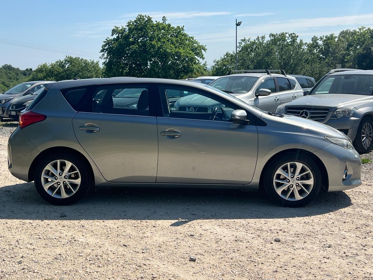 Toyota Auris 1.3 Active KM ORIGINALI PERMUTE RATE GARANZIA