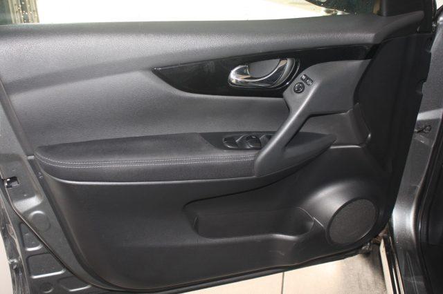 NISSAN Qashqai 1.5 dCi N-Connecta
