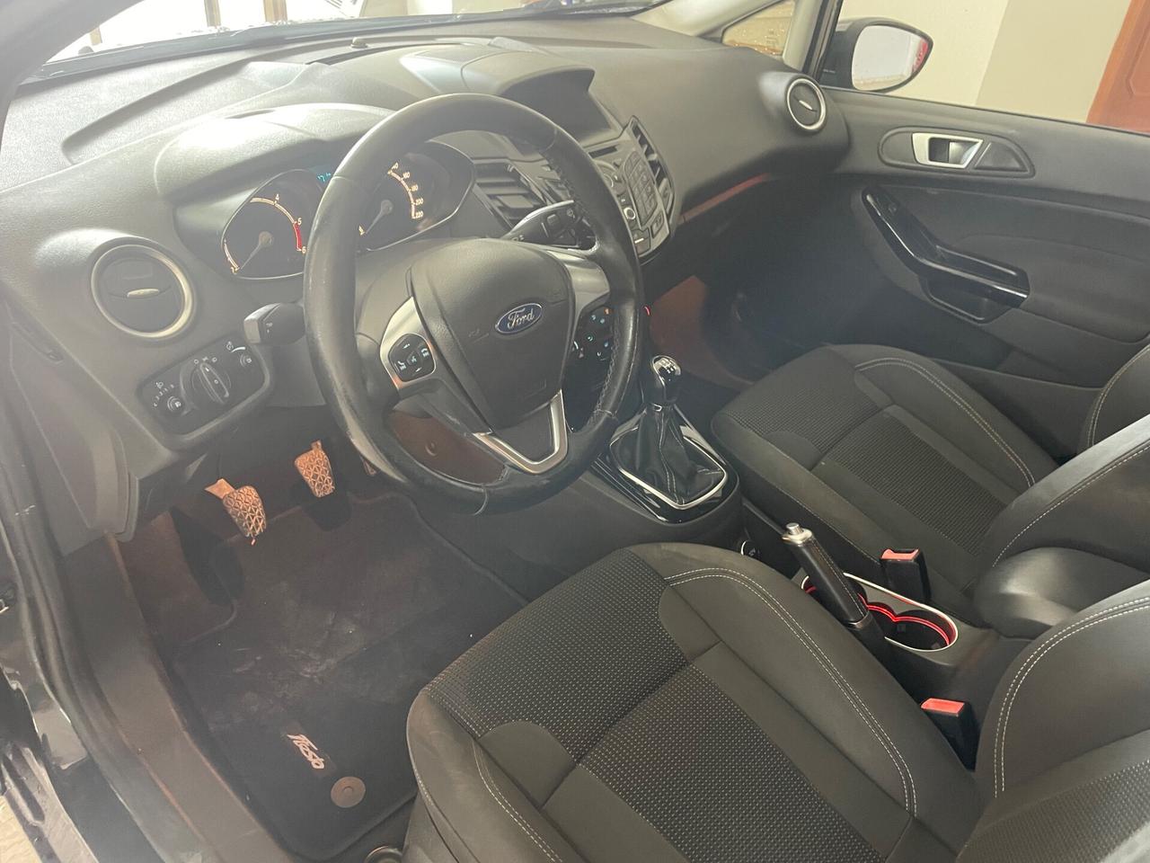FORD FIESTA 1.5 TDCi 75CV 5 PORTE TITANIUM