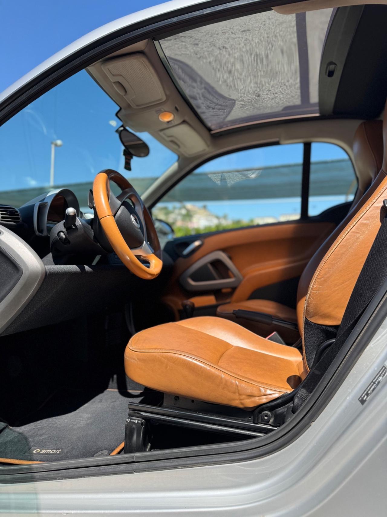 Smart ForTwo 1000 52 kW coupé limited two