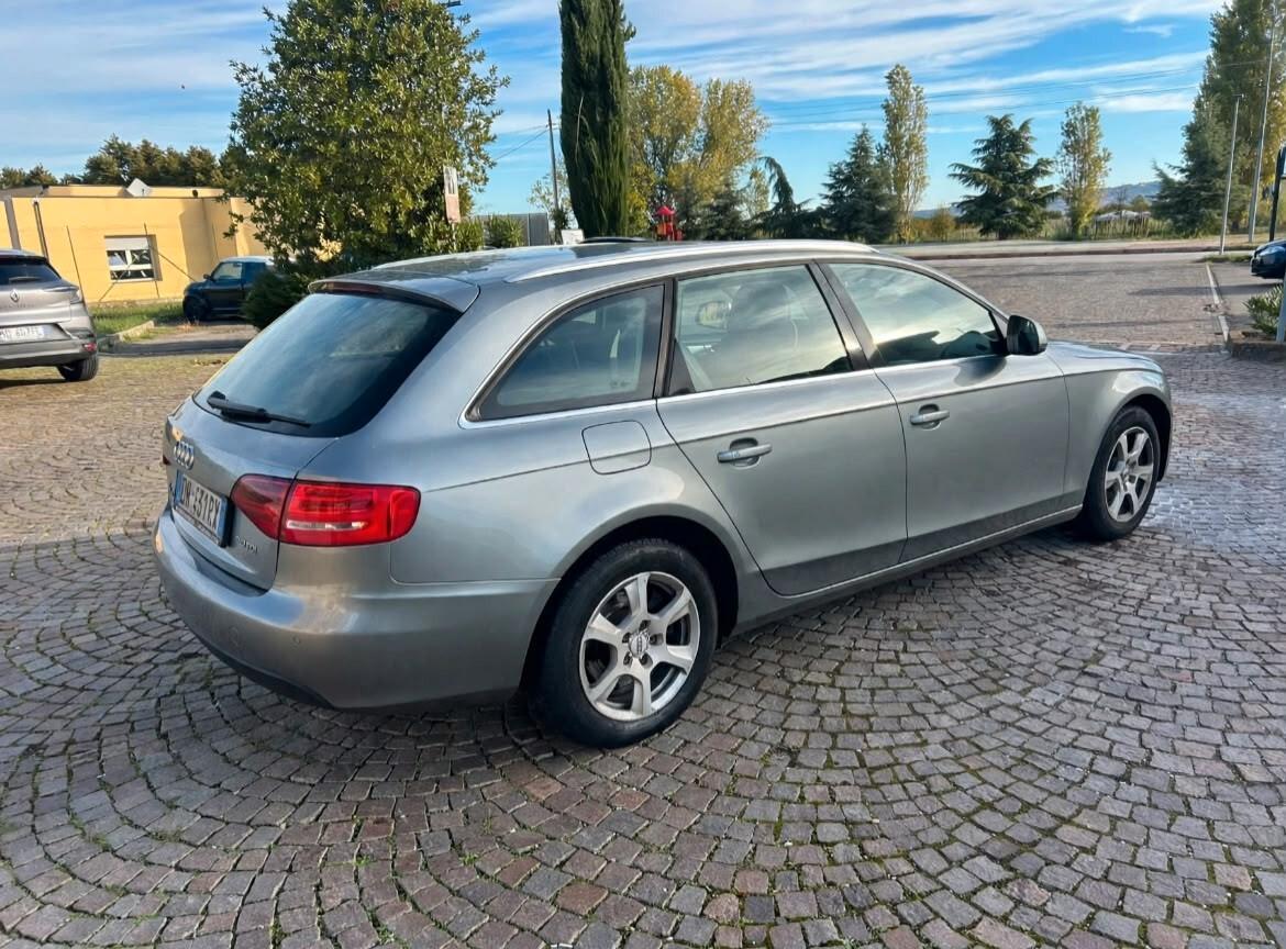 Audi A4 Avant 2.0 TDI 143CV F.AP. mult. Ambiente