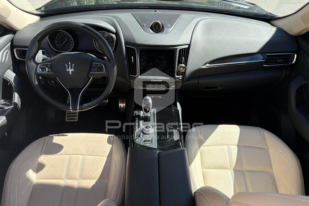 MASERATI Levante V6 AWD Gransport