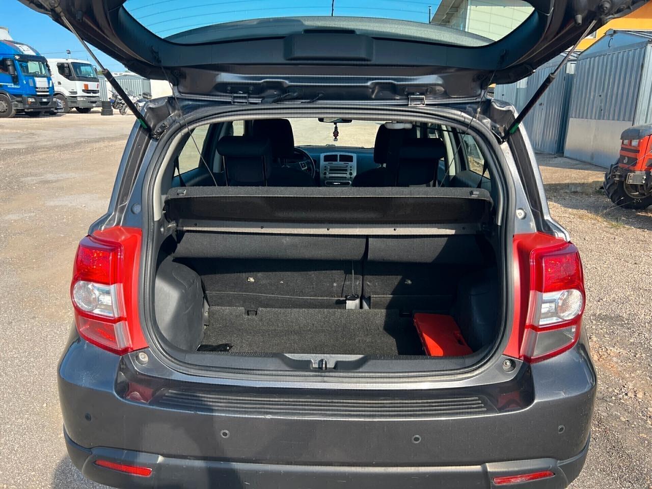 Toyota Urban Cruiser Urban Cruiser 1.4 D-4D AWD Sol