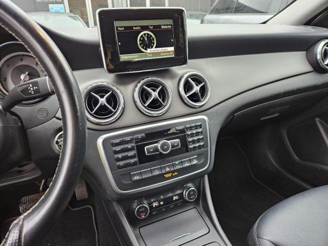 MERCEDES-BENZ GLA 220 CDI Automatic