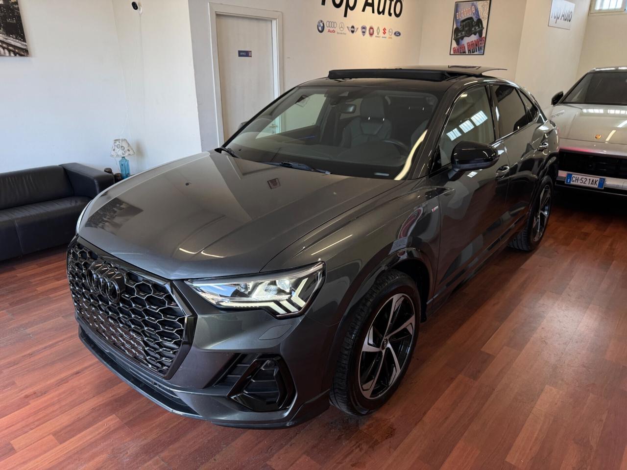 AUDI Q3 40 TDI QUATTRO S TRONIC S LINE / TETTO