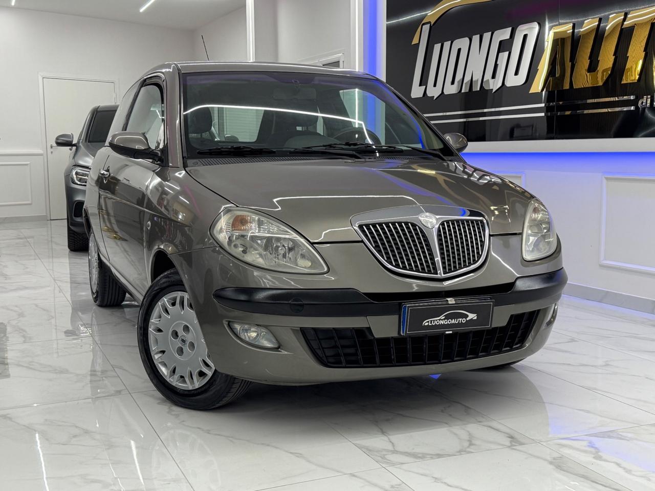 Lancia Ypsilon 1.2 Gold Full Optional