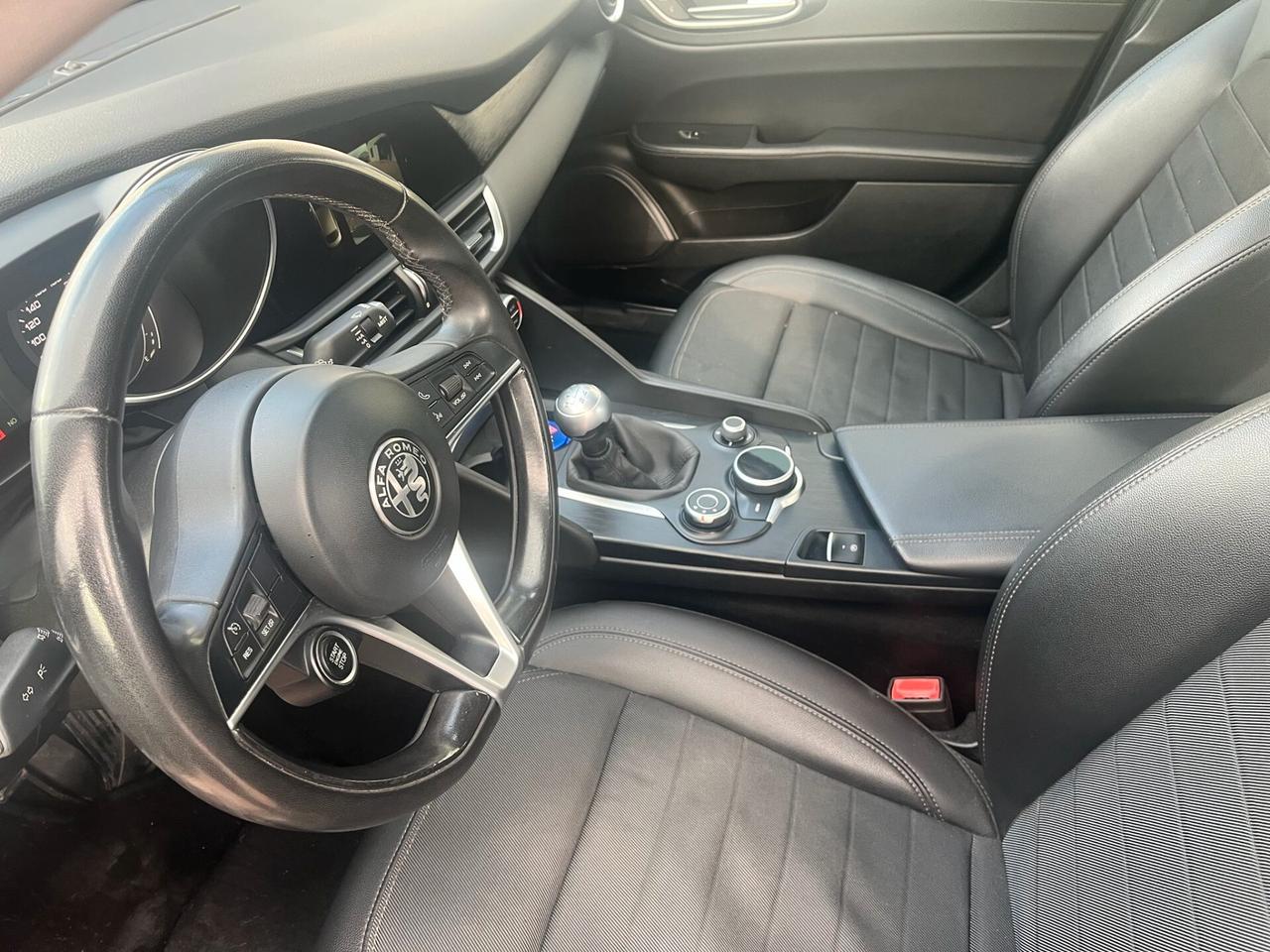 Alfa Romeo Giulia 2.2 Turbodiesel 150 CV Super