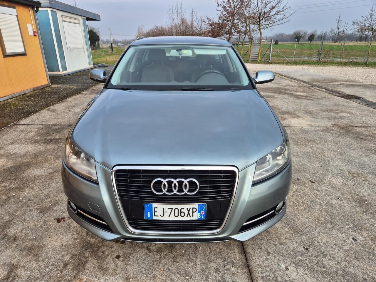 Audi A3 SPB 1.6 TDI 105 CV CR Ambition