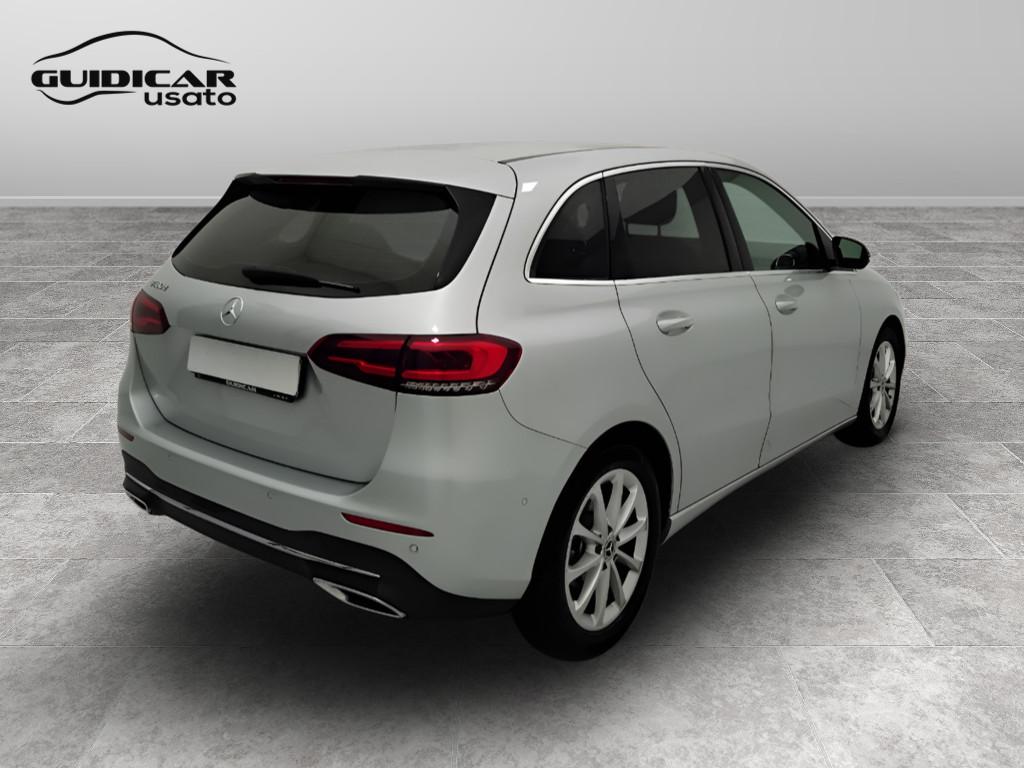 Mercedes-Benz Classe B - W247 2018 - B 180 d Sport Plus auto