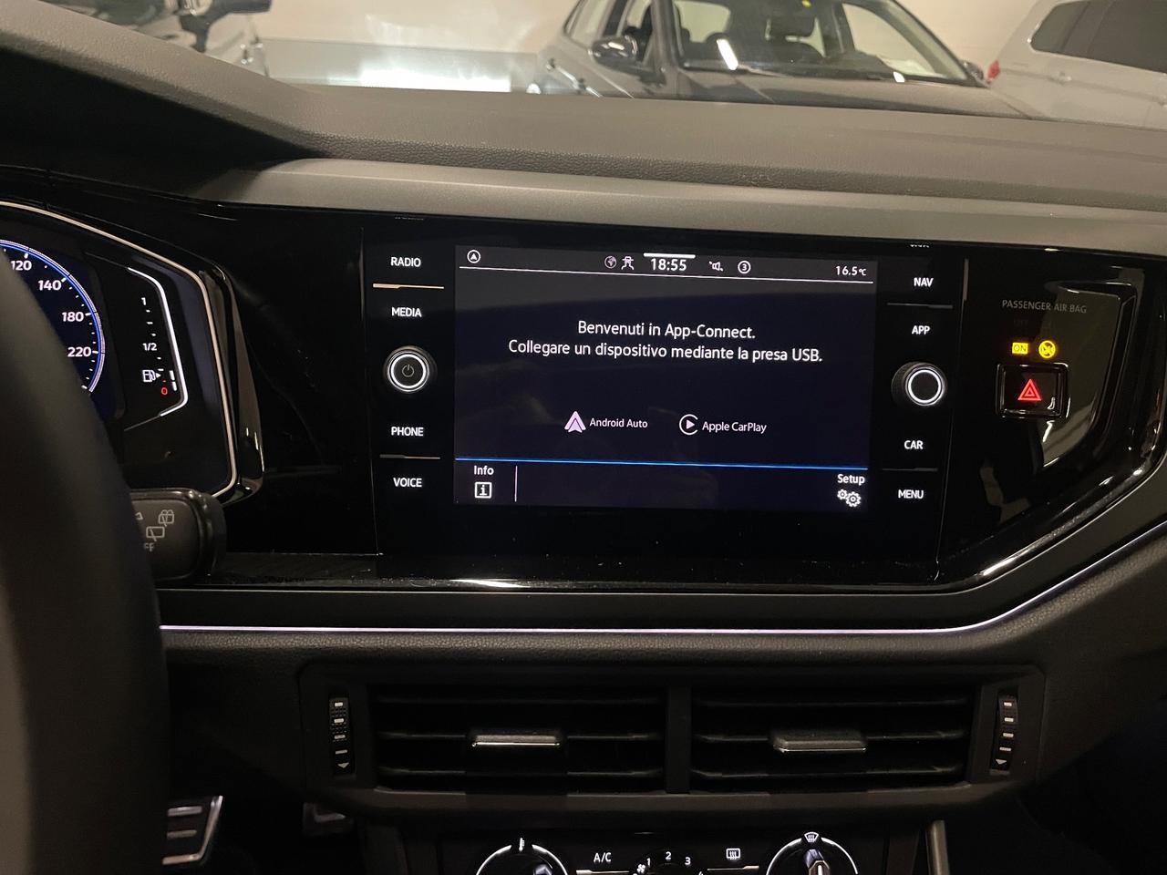 Volkswagen Taigo 1.0 TSI 115 CV DSG R-Line