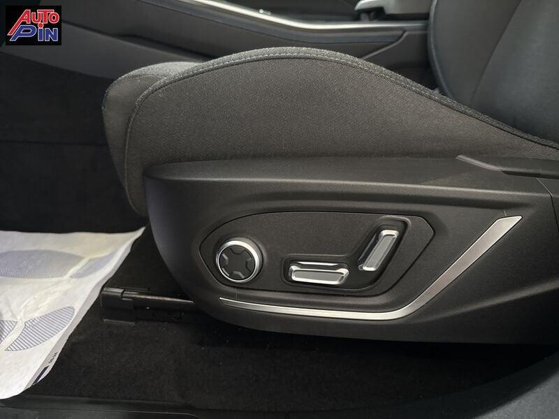 Lynk & Co 01 01 PHEV *TETTO APRIBILE *In arrivo*