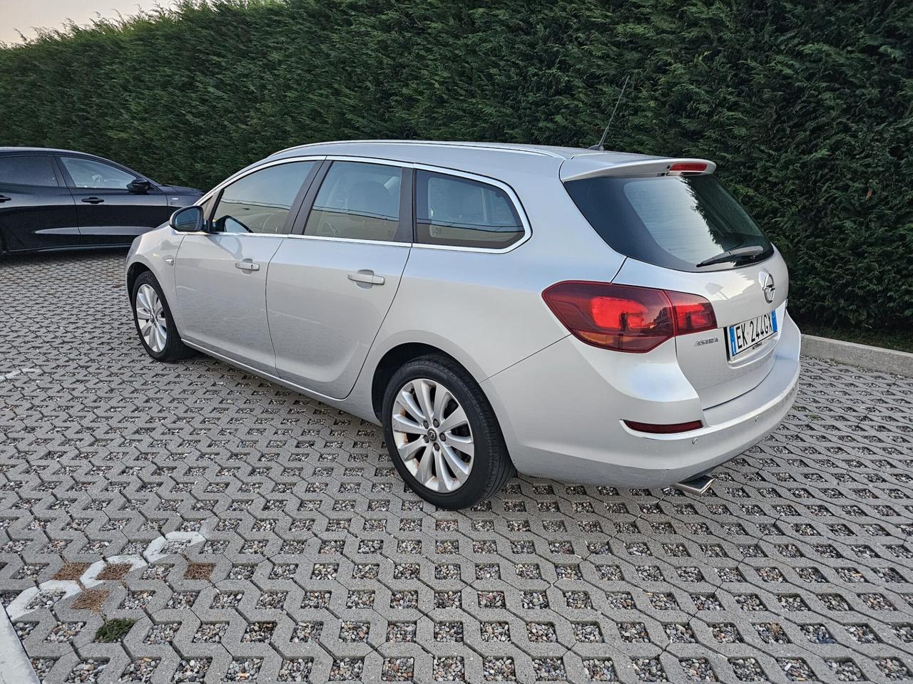 Opel Astra 1.4 benzina