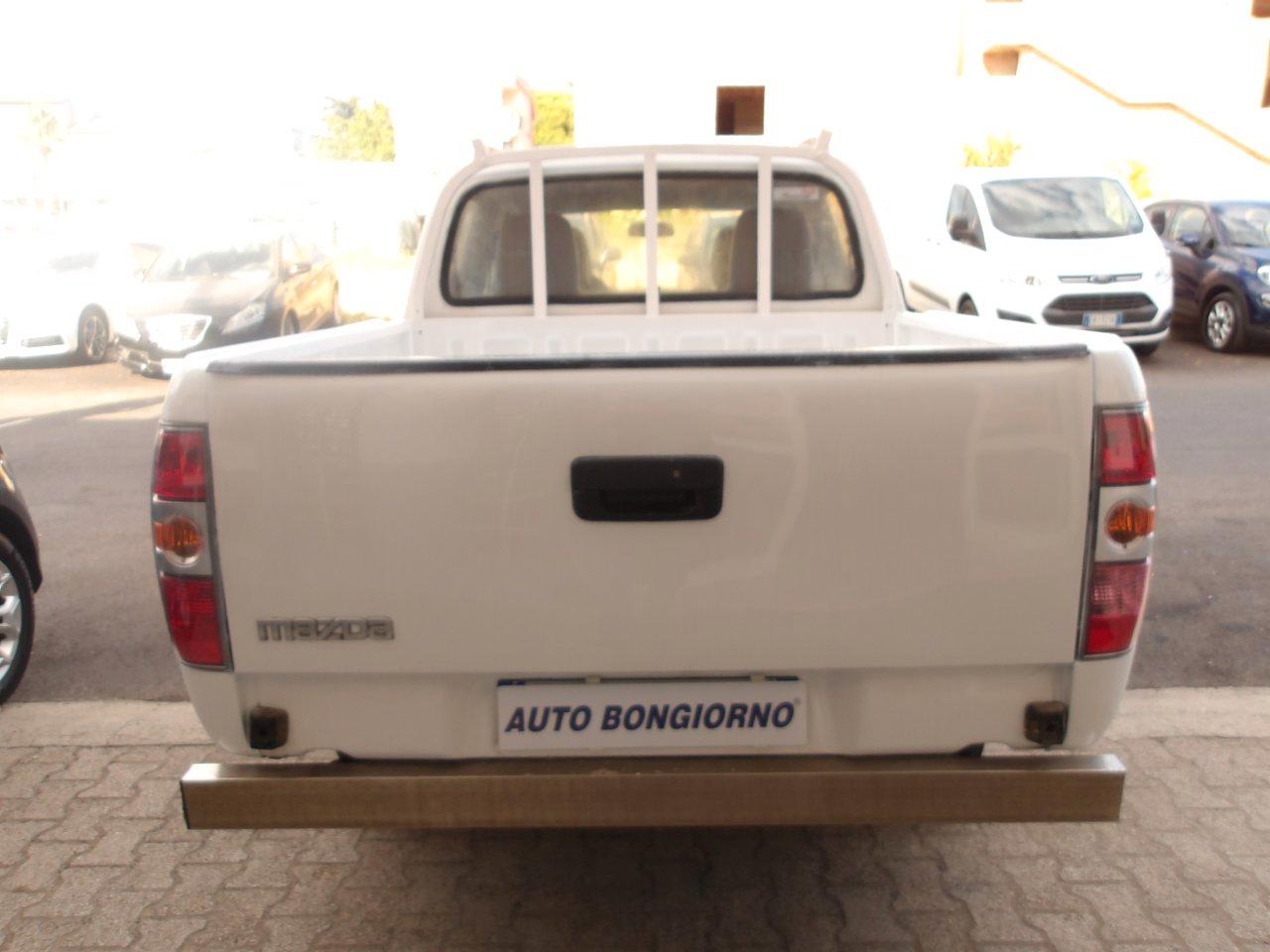 Mazda BT-50 Double Cab BT-50 2.5 td double cab Hot 143cv