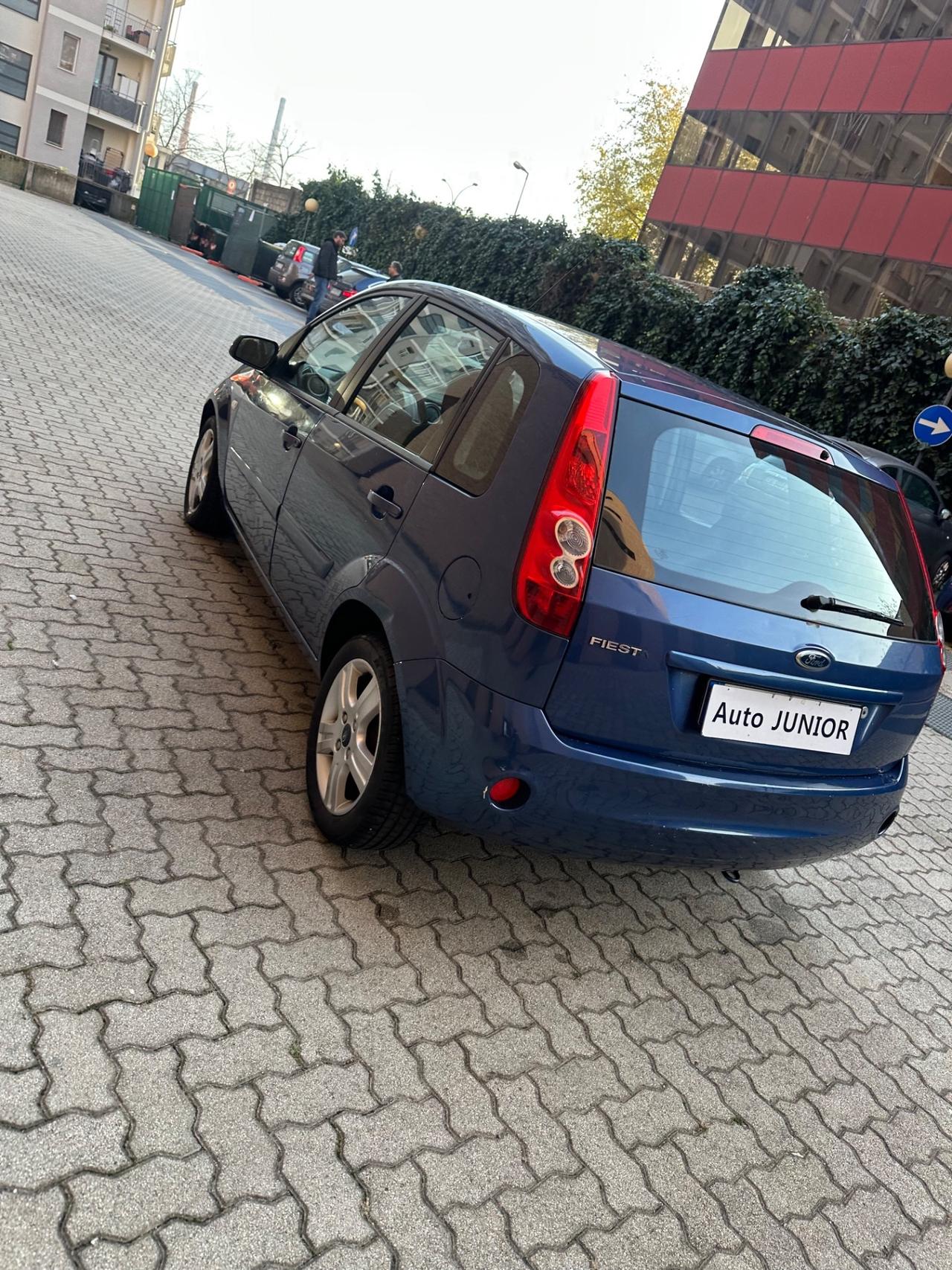 Ford Fiesta 1.2 82 CV 5 porte Titanium